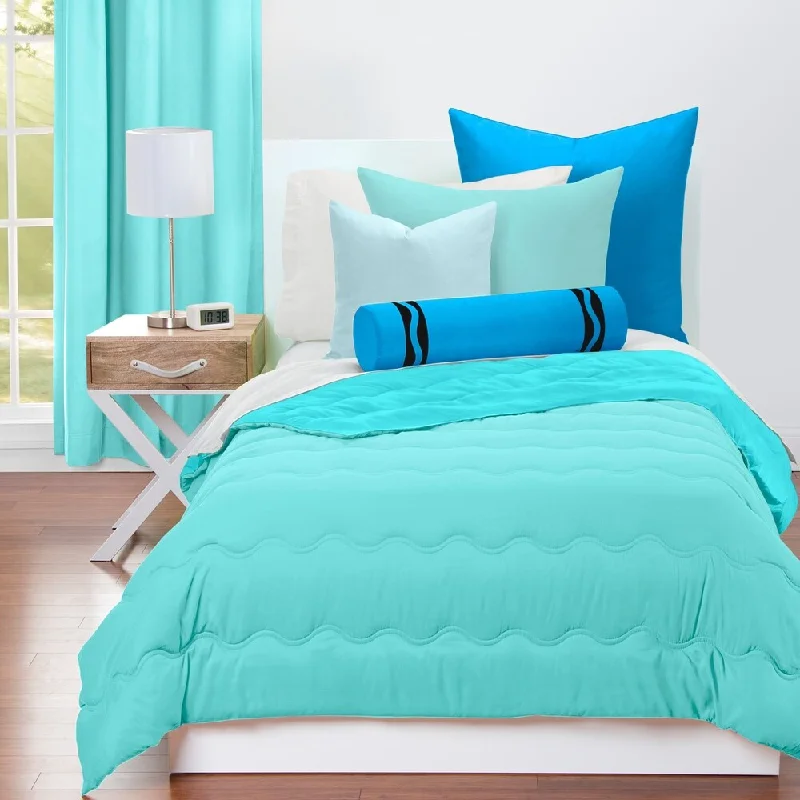 Crayola Robin's Egg Blue and Turquoise Blue Reversible 3-piece Comforter Set